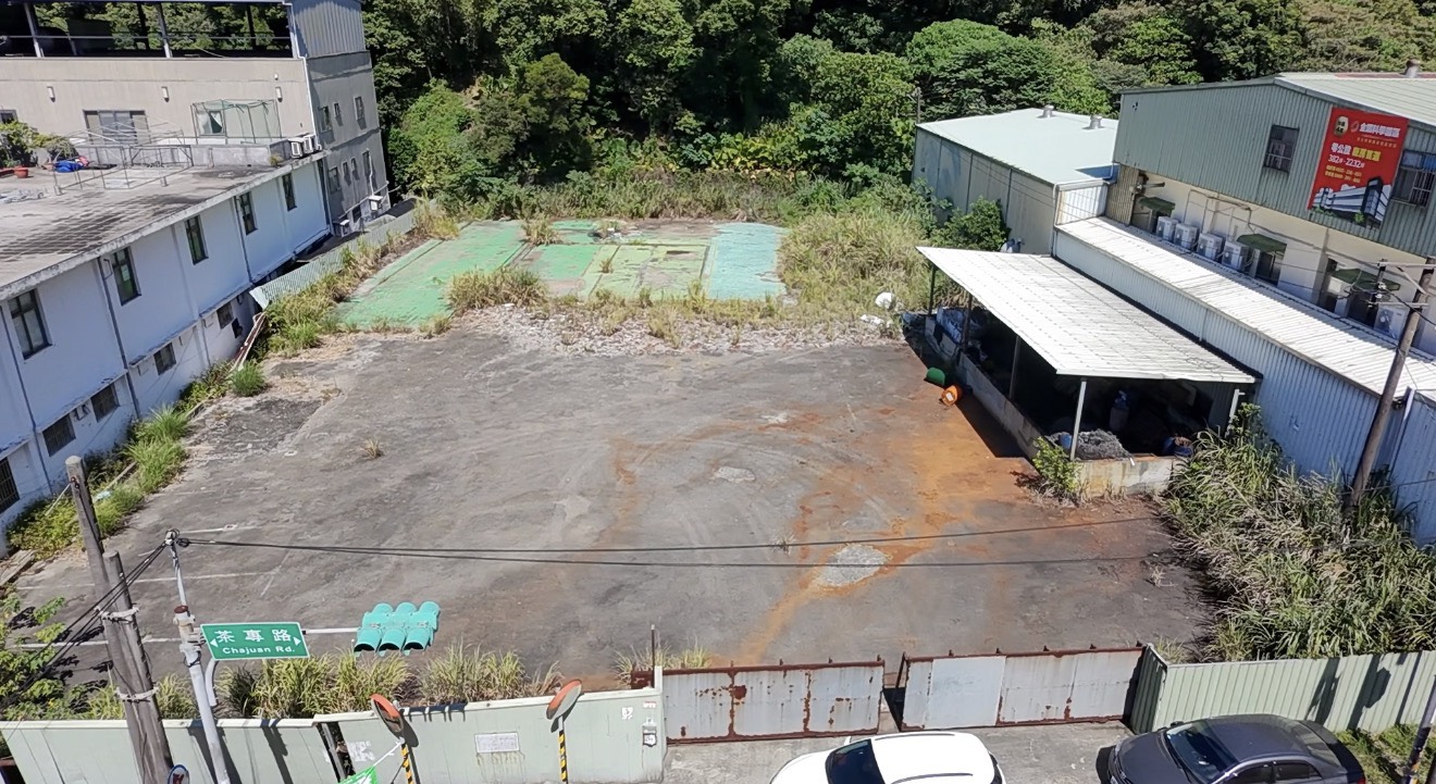 龜山｜457坪乙工業地｜已有建照・26米大面寬現場照片